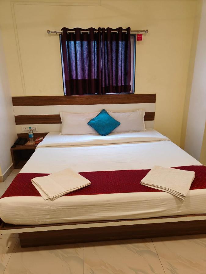 Hotel Shrinidhi Residency Pune Esterno foto