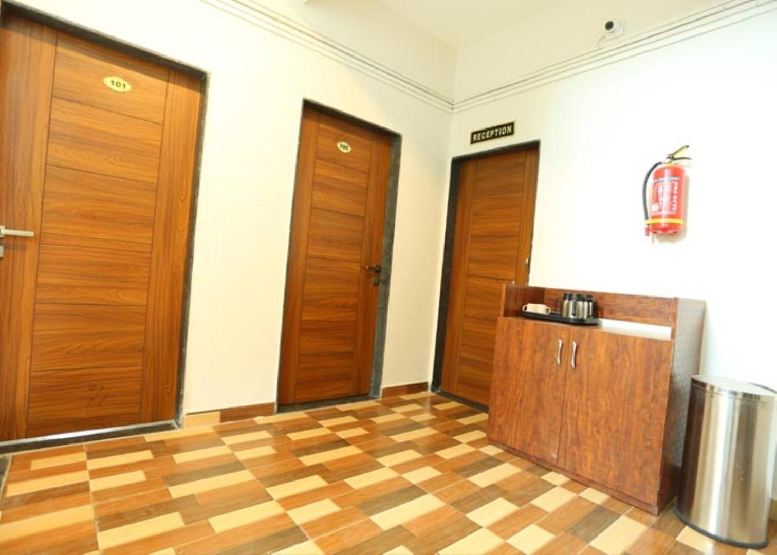 Hotel Shrinidhi Residency Pune Esterno foto